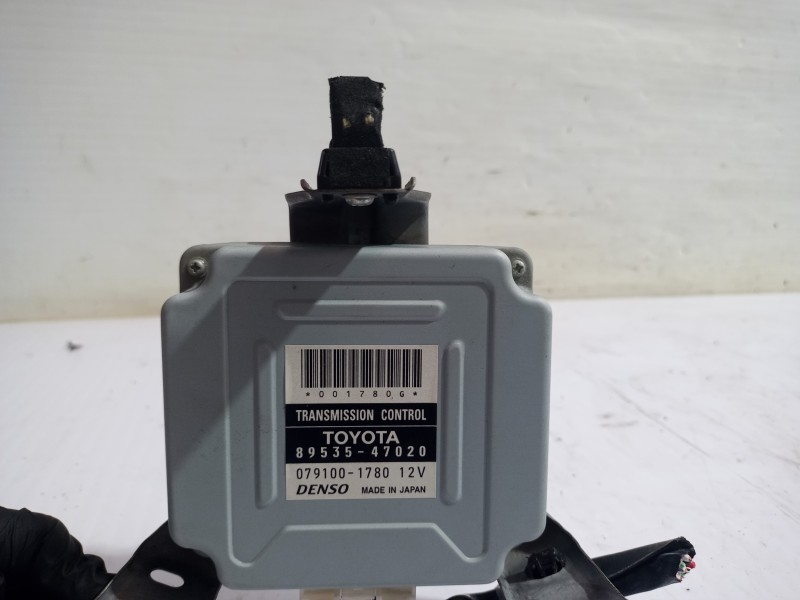 Recambio de modulo electronico para toyota prius (nhw20) basis referencia OEM IAM 8953547020  