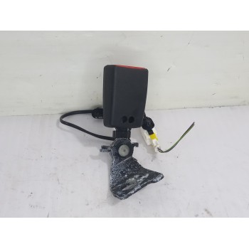 Recambio de enganche cinturon trasero izquierdo para peugeot 308 active referencia OEM IAM 98063976XX  