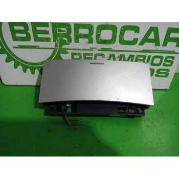 Recambio de cenicero para peugeot 407 2.0 16v cat referencia OEM IAM 9644562177  