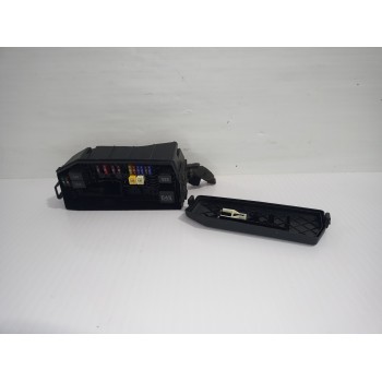Recambio de caja reles / fusibles para seat arona xperience plus referencia OEM IAM 2Q0937132A  