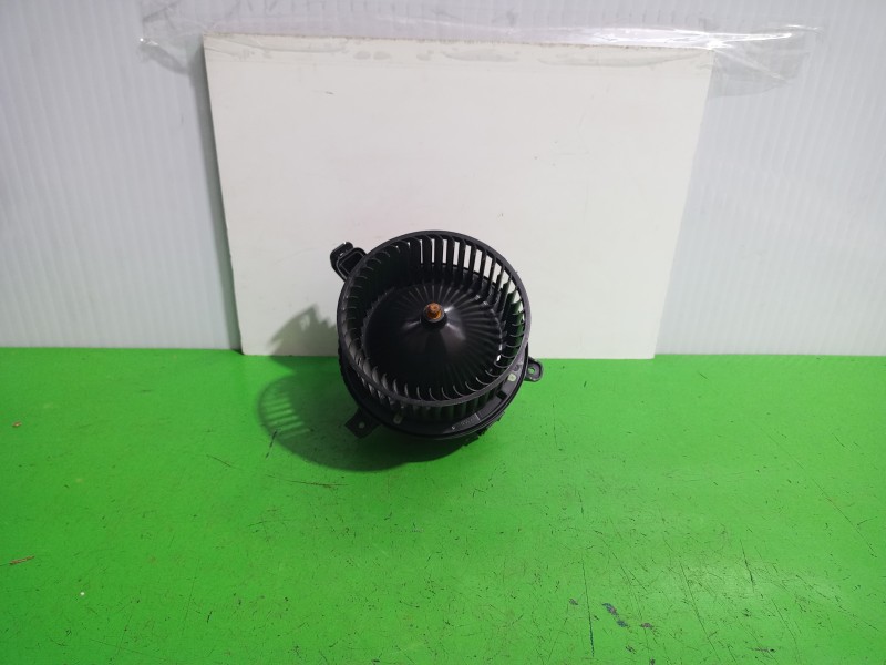 Recambio de motor calefaccion para volkswagen t-cross advance referencia OEM IAM 201820021A  