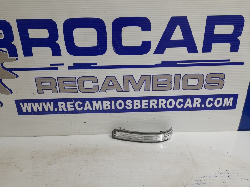 Recambio de piloto intermitente derecho para mercedes-benz clase a (w169) referencia OEM IAM A1698201221  