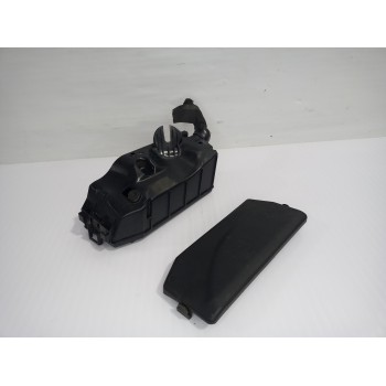 Recambio de caja reles / fusibles para seat arona xperience plus referencia OEM IAM 2Q0937132A  