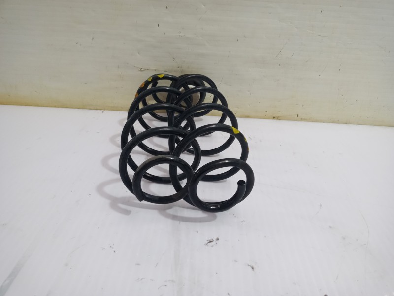 Recambio de muelle amortiguacion para opel grandland x opel 2020 referencia OEM IAM 9861002780  