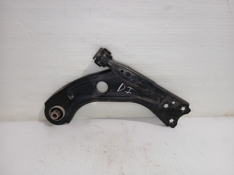 Recambio de brazo suspension inferior delantero izquierdo para peugeot 308 active referencia OEM IAM 9678311380  