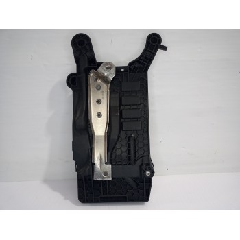 Recambio de soporte bateria para seat arona xperience plus referencia OEM IAM 2Q0915331  