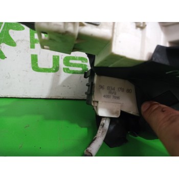 Recambio de cerradura puerta delantera izquierda para peugeot 407 2.0 16v cat referencia OEM IAM 9683417880  