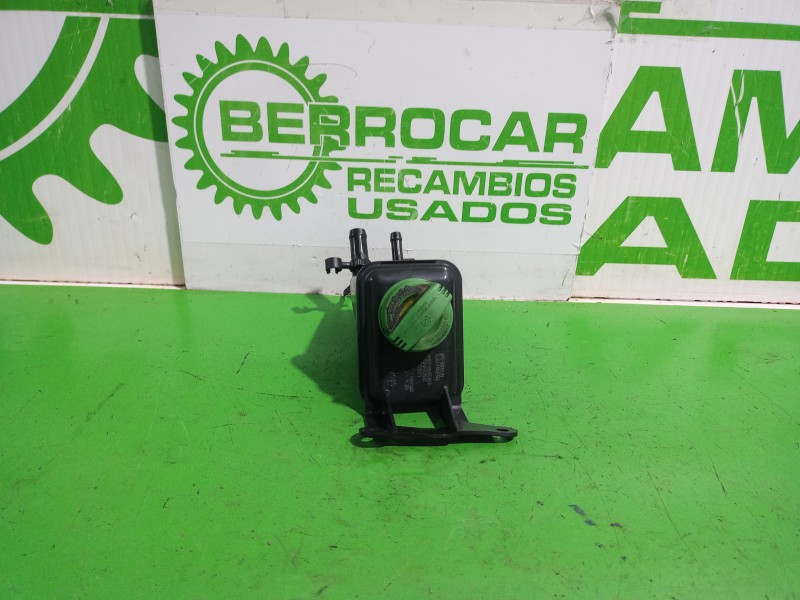 Recambio de deposito servo para audi a4 berlina (8e) 2.5 tdi (120kw) referencia OEM IAM 8E0422373B  