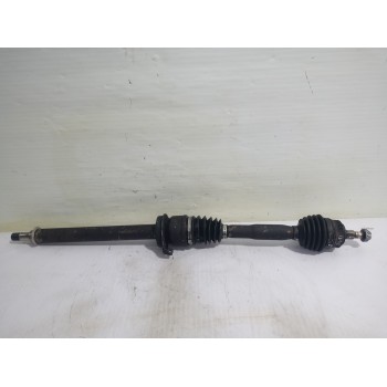 TRANSMISION DELANTERA DERECHA A1683604672 