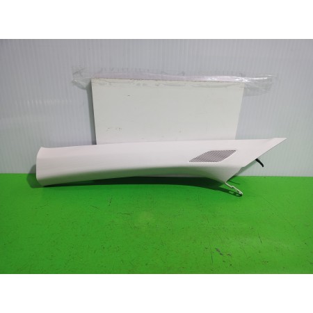 Recambio de moldura para volkswagen t-cross advance referencia OEM IAM 2GM867233  