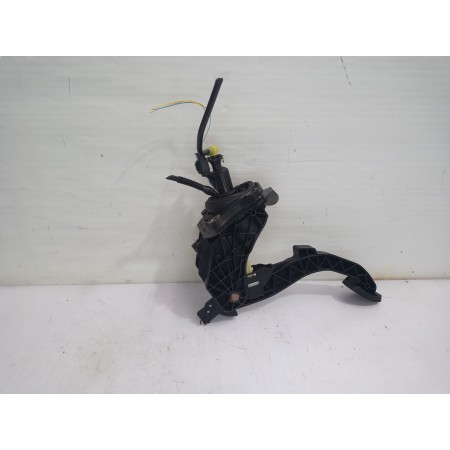 Recambio de pedal embrague para peugeot 308 active referencia OEM IAM 9676728880  