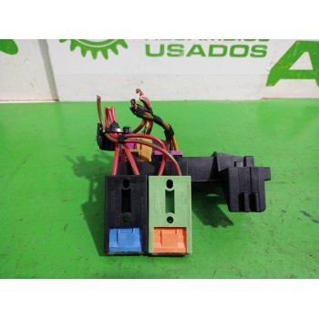 Recambio de caja reles / fusibles para audi a4 berlina (8e) 2.5 tdi (120kw) referencia OEM IAM 8E1937503  