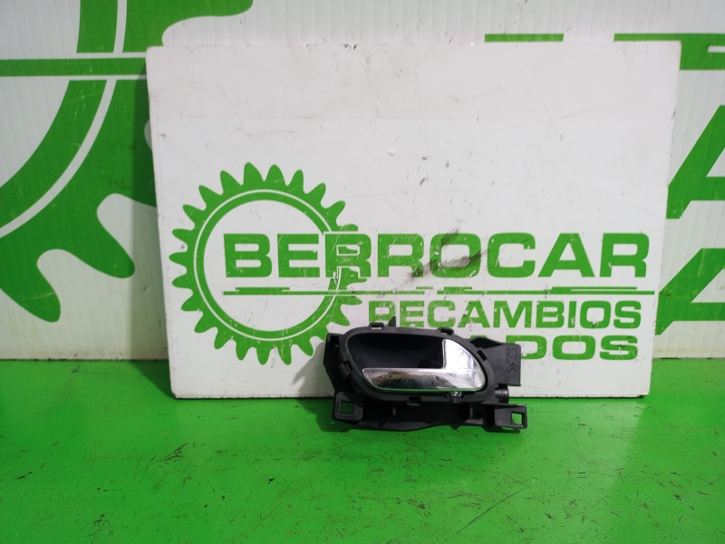 Recambio de maneta interior delantera derecha para peugeot 407 2.0 16v cat referencia OEM IAM 96526177VD  