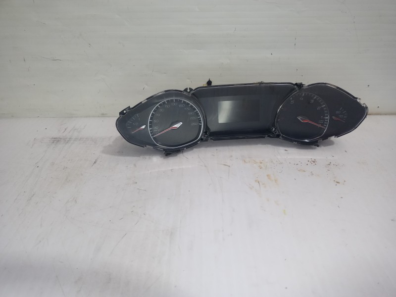 Recambio de cuadro instrumentos para peugeot 308 active referencia OEM IAM 9822776580  