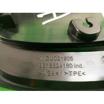 Recambio de moldura para citroën c3 origins referencia OEM IAM 9813324180  