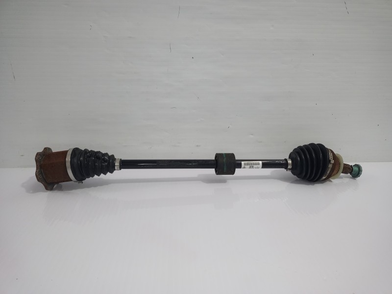 Recambio de transmision delantera izquierda para seat arona xperience plus referencia OEM IAM 2Q0407272CB  