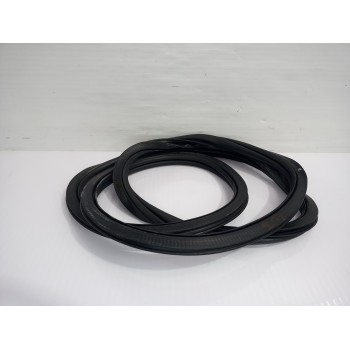 Recambio de goma contorno para seat arona xperience plus referencia OEM IAM 6F9867365F  