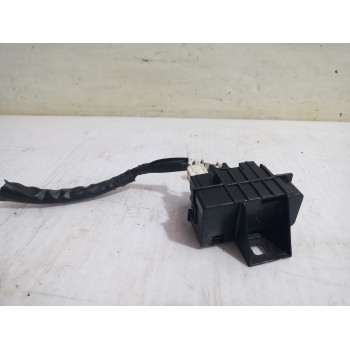 Recambio de borna postiva para toyota prius (nhw20) basis referencia OEM IAM 9098205060  