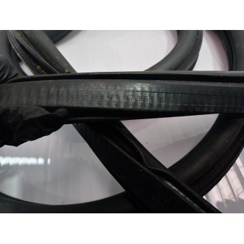 Recambio de goma contorno para seat arona xperience plus referencia OEM IAM 6F9867365F  