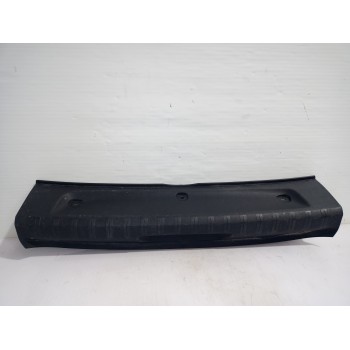Recambio de moldura maletero para peugeot 308 active referencia OEM IAM 9677638077  