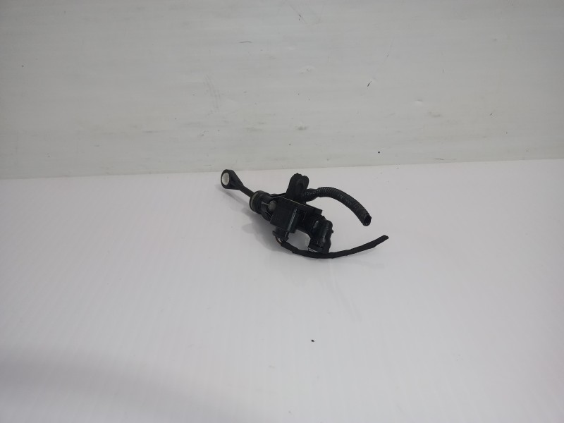 Recambio de bombin embrague para seat arona xperience plus referencia OEM IAM 2Q0721388  