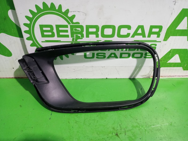 Recambio de moldura para citroën c3 origins referencia OEM IAM 9833504480 / 1618082380  
