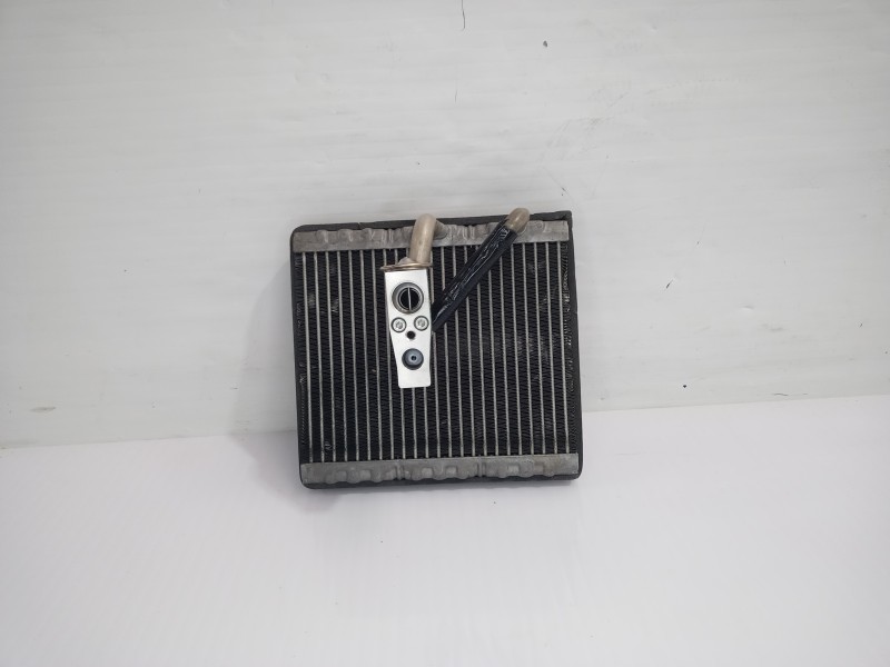 Recambio de evaporador aire acondicionado para seat arona xperience plus referencia OEM IAM LA379001  