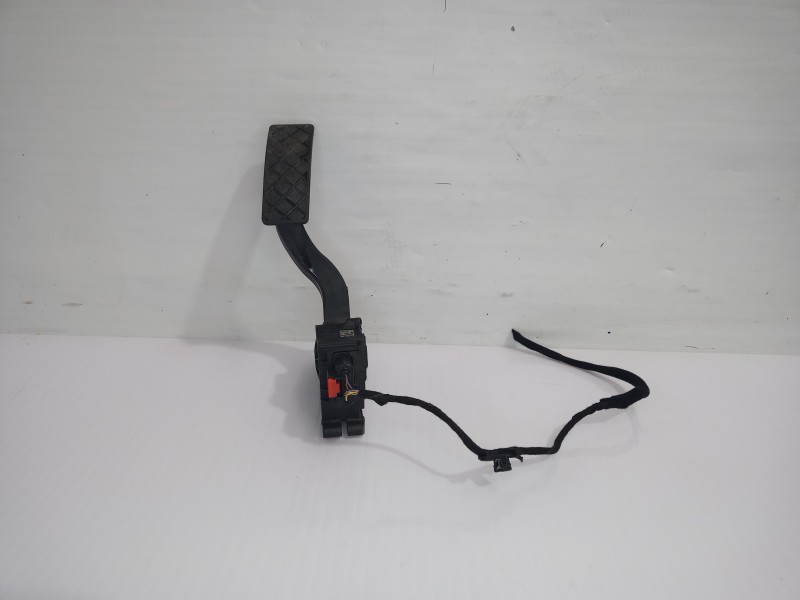 Recambio de pedal acelerador para seat arona xperience plus referencia OEM IAM 2Q1723503  