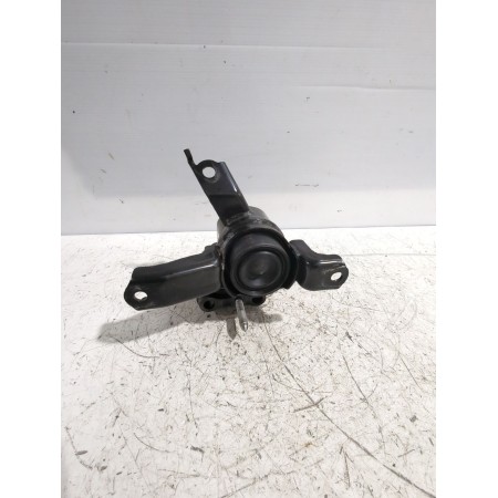 Recambio de soporte motor derecho para toyota yaris (_p9_) 1.33 vvt-i (nsp90_) referencia OEM IAM 123050Y010  