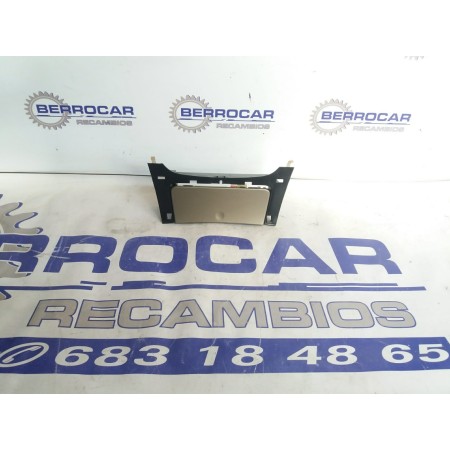 Recambio de cenicero para opel insignia sports tourer 2.0 cdti cat referencia OEM IAM 13320460  