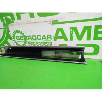 Recambio de moldura para citroën c3 origins referencia OEM IAM AA38100413  