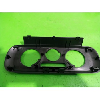 Recambio de moldura para citroën c3 origins referencia OEM IAM 98125083ZD  