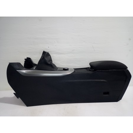 Recambio de consola central para peugeot 308 active referencia OEM IAM 96775884ZD  