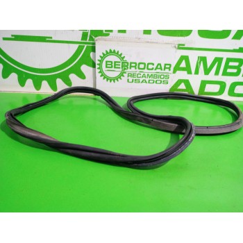 Recambio de goma contorno para citroën c3 origins referencia OEM IAM 9813254680  