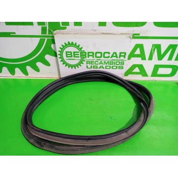 Recambio de goma contorno para citroën c3 origins referencia OEM IAM 9813254680  