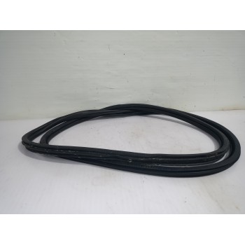 Recambio de goma contorno para peugeot 308 active referencia OEM IAM 9677904180  