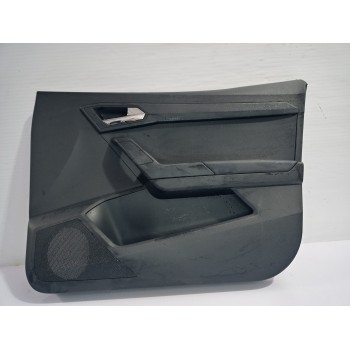 GUARNECIDO PUERTA DELANTERA DERECHA 6F0867114 