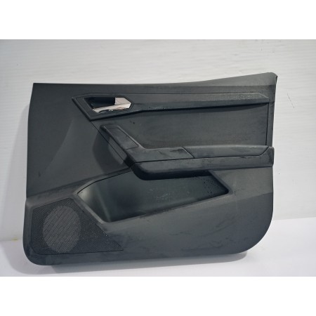 Recambio de guarnecido puerta delantera derecha para seat ibiza (kj1) style referencia OEM IAM 6F0867114  