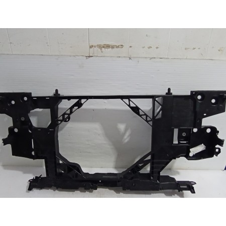 Recambio de panel frontal para renault megane iii berlina 5 p dynamique referencia OEM IAM 752100004R  