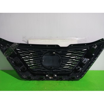 Recambio de rejilla delantera para nissan qashqai (j11) acenta referencia OEM IAM 62310HV30B  