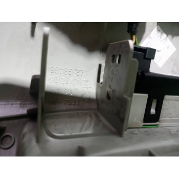 Recambio de luz interior para citroën c3 origins referencia OEM IAM 9811856677  