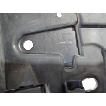 Recambio de soporte faro derecho para renault megane iii berlina 5 p dynamique referencia OEM IAM 622227190R  