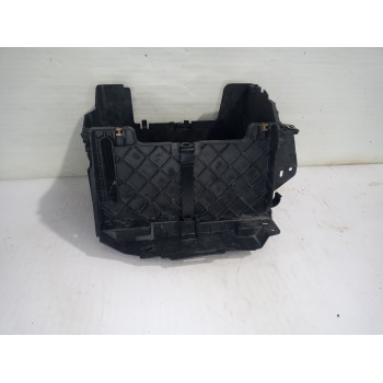 Recambio de soporte bateria para renault megane iii berlina 5 p dynamique referencia OEM IAM 244460010R  