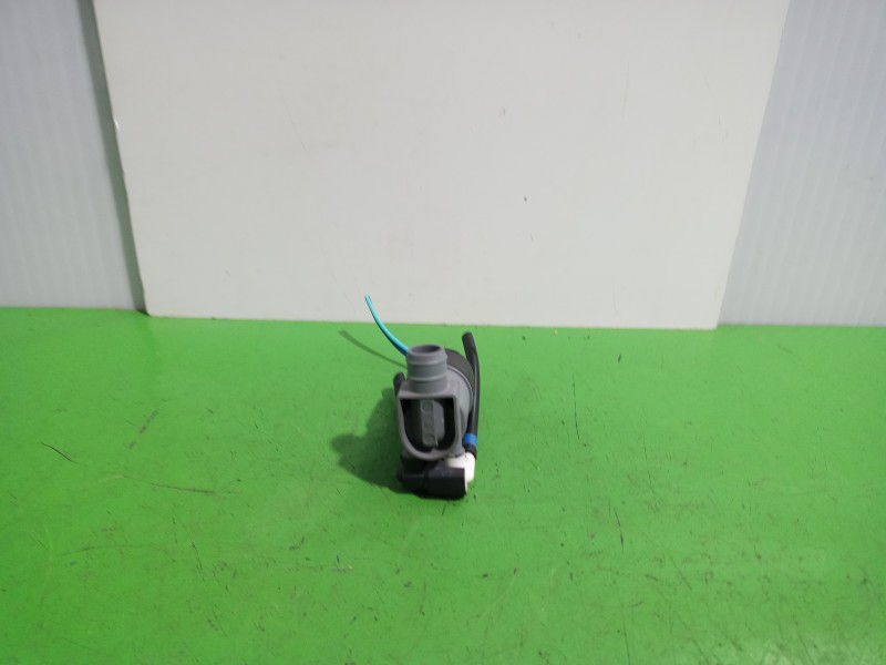 Recambio de bomba limpia para nissan qashqai (j11) acenta referencia OEM IAM 9641553880  