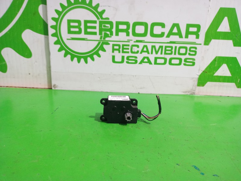 Recambio de motor apertura trampilla para citroën c3 origins referencia OEM IAM T1006419G  
