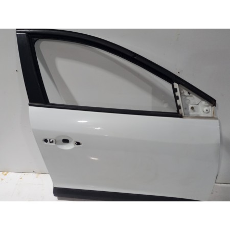 Recambio de puerta delantera derecha para renault megane iii berlina 5 p dynamique referencia OEM IAM 801006560R  