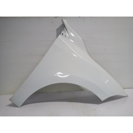 Recambio de aleta delantera derecha para renault megane iii berlina 5 p dynamique referencia OEM IAM 631005149R  