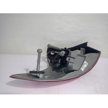 Recambio de piloto trasero derecho para renault megane iii berlina 5 p dynamique referencia OEM IAM 265500007R  