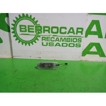 LUZ INTERIOR 8L0947105A 
