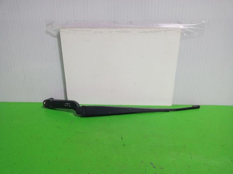 Recambio de brazo limpia delantero izquierdo para nissan qashqai (j11) acenta referencia OEM IAM 288814EH1A  